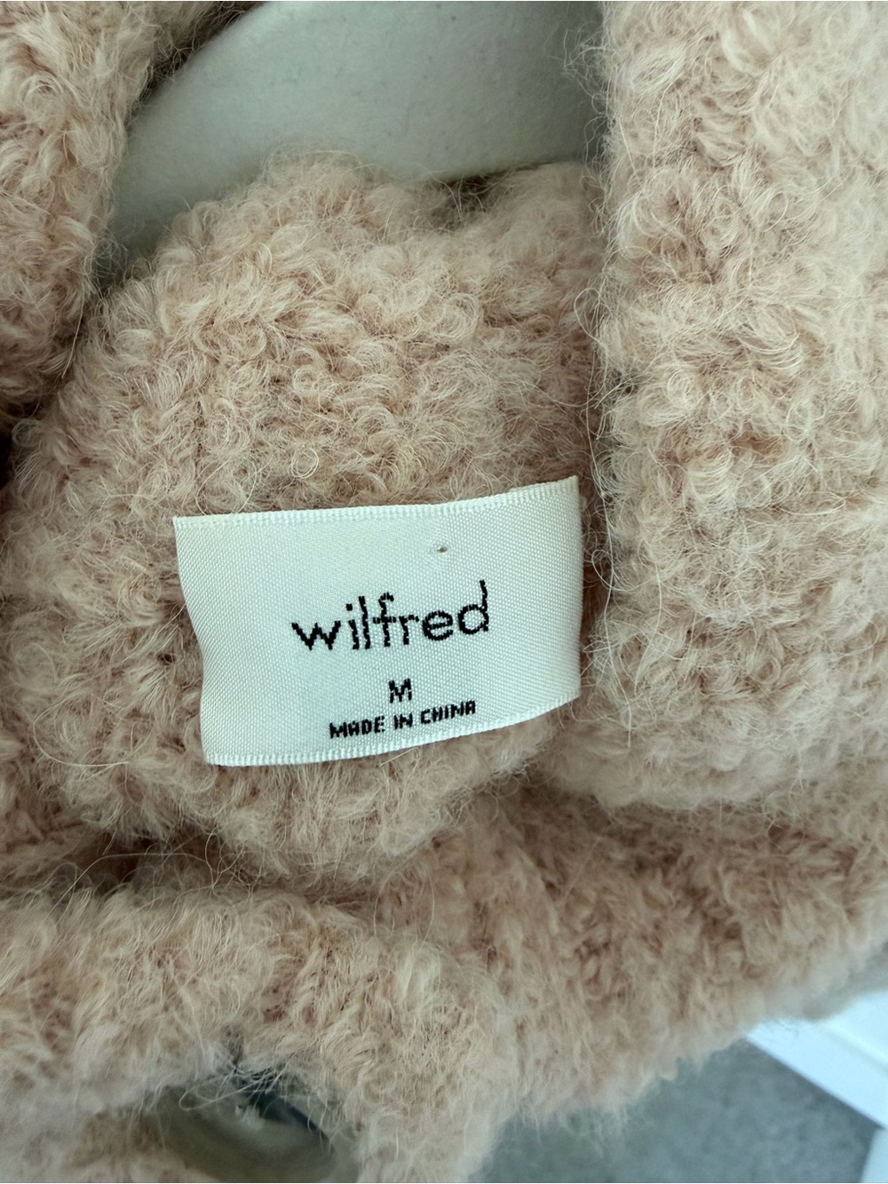 Wilfred Aritzia Alpaca Oversized Sweater | Cozy Luxury Knit SZ M - Picture 6 of 8